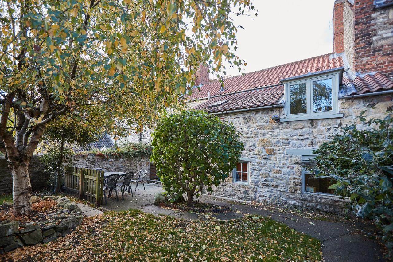 Host & Stay - Hall Garth Pickering Extérieur photo